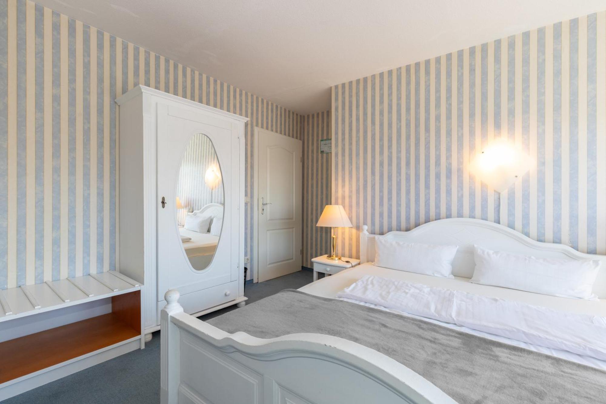 Hotel Klaus Stoertebeker Ralswiek Exteriér fotografie