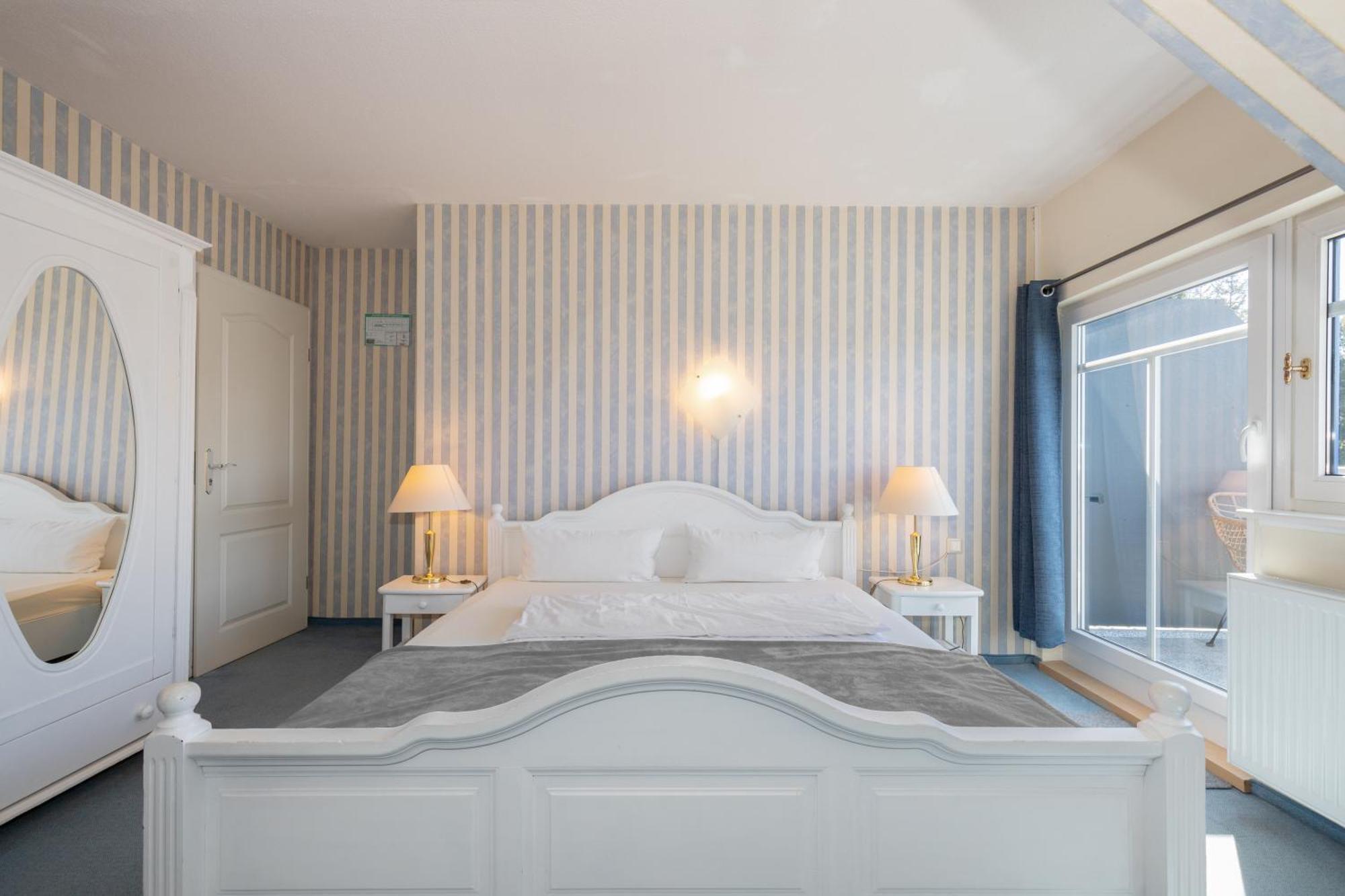 Hotel Klaus Stoertebeker Ralswiek Exteriér fotografie
